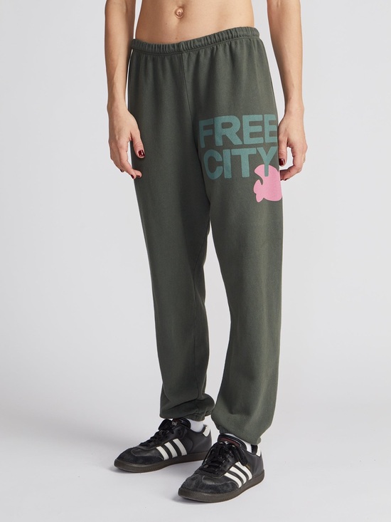 freecity Pants - freecity Joggers with Pink Logo Accent Size Large/3
